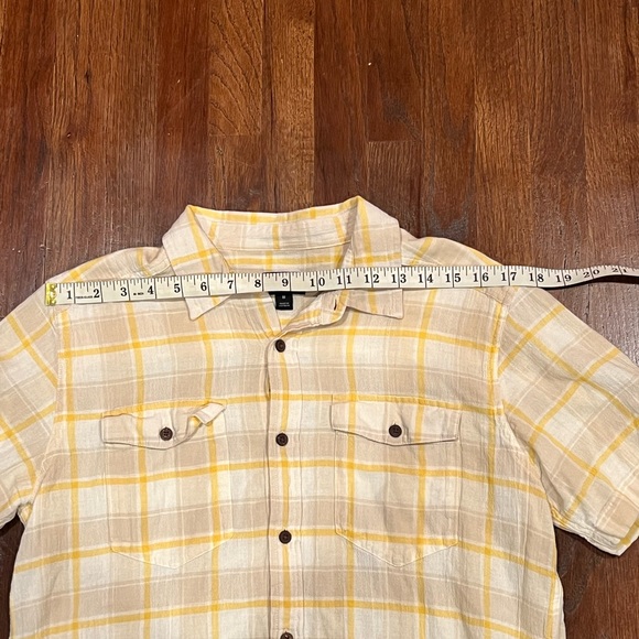 Patagonia Steersman Short Sleeve Organic Cotton Button Front Shirt - Picture 5 of 9